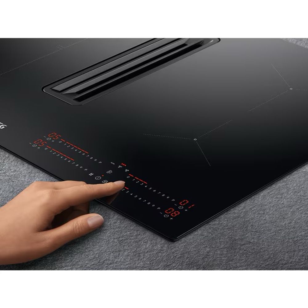 AEG Induksjonstopp med integrert ventilator 6000 80 cm