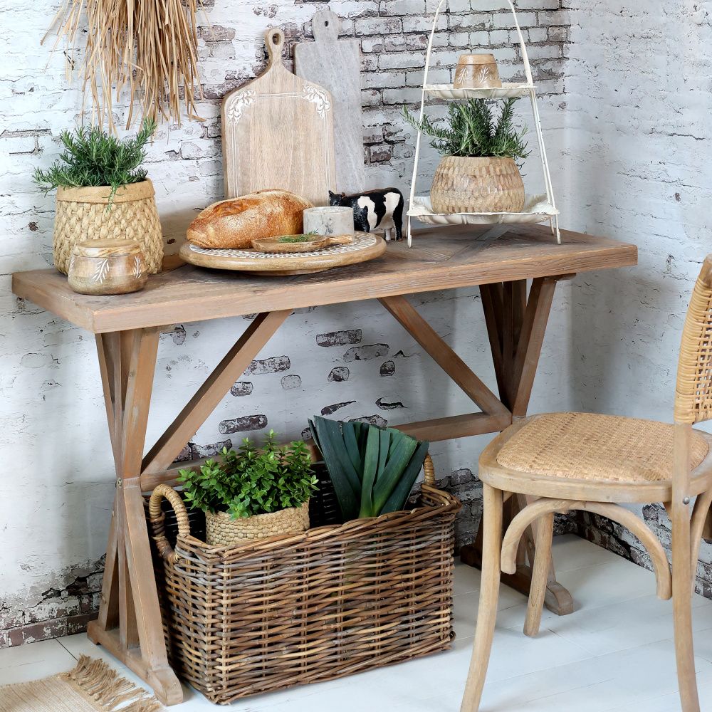 Fransk bord i gjenbrukstre fra Chic Antique