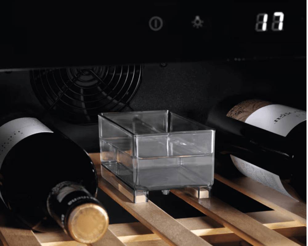 AEG 5000 integrert vinskap 20 flasker 82 cm AWUS020B5B 923421302